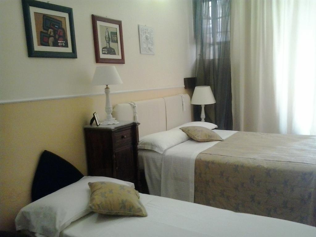 Bed and Breakfast Al Tempio Di Apollo Syrakus Zimmer foto